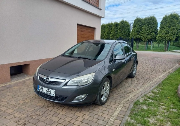 Opel Astra cena 23000 przebieg: 186000, rok produkcji 2012 z Mikołów małe 106